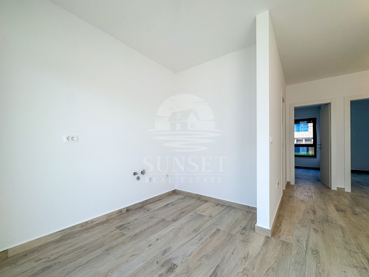 APPARTAMENTO MODERNO A SOLI 300 METRI DAL MARE (B1)