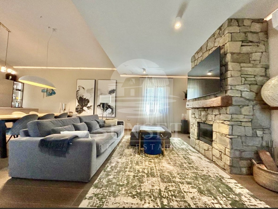 ISTRIA, NOVIGRAD – CASA MEDITERRANEA CON PISCINA