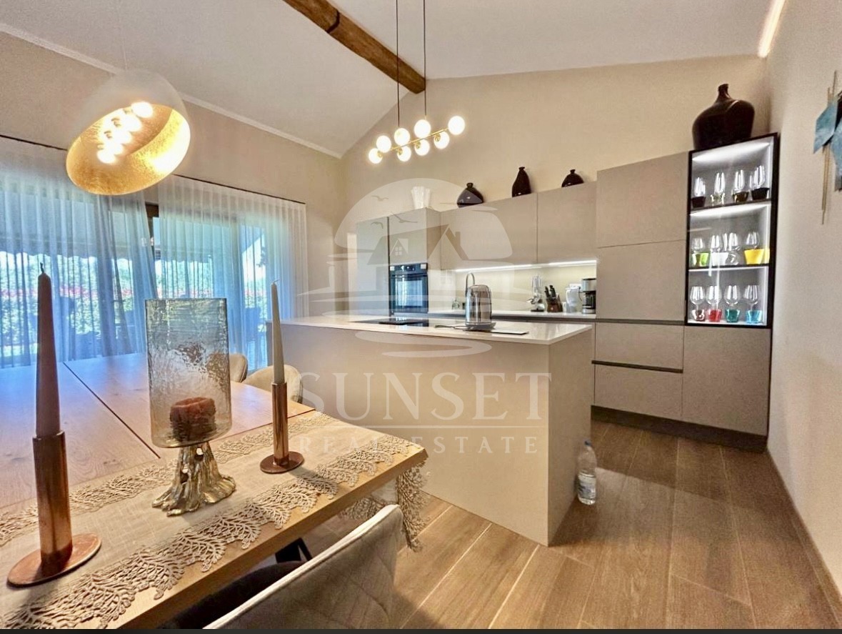 ISTRIA, NOVIGRAD – CASA MEDITERRANEA CON PISCINA