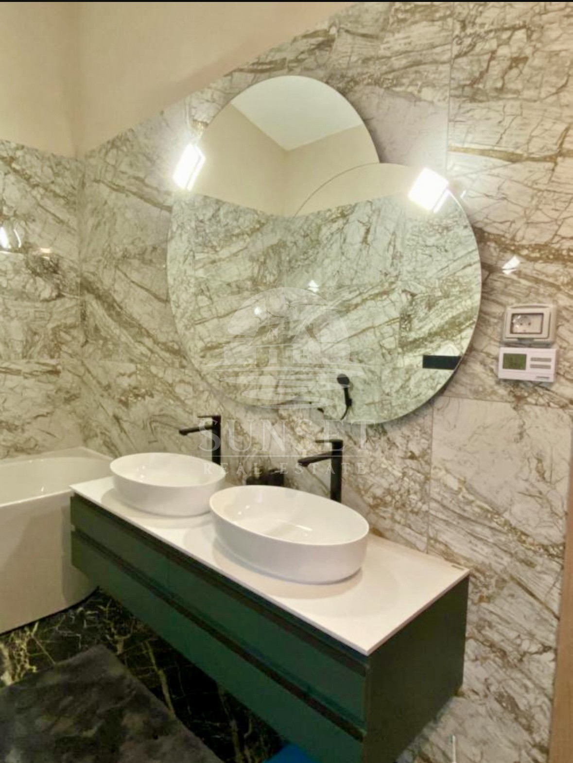 ISTRIA, NOVIGRAD – CASA MEDITERRANEA CON PISCINA