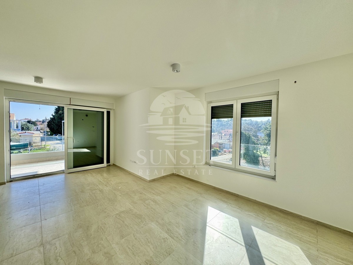 APPARTAMENTO MODERNO A SOLI 250 M DAL MARE!!