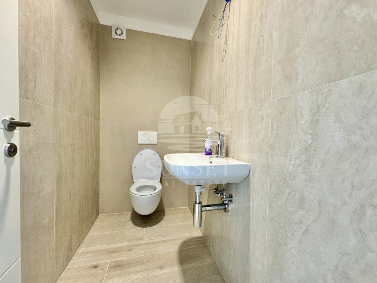 APPARTAMENTO MODERNO A SOLI 250 M DAL MARE!!