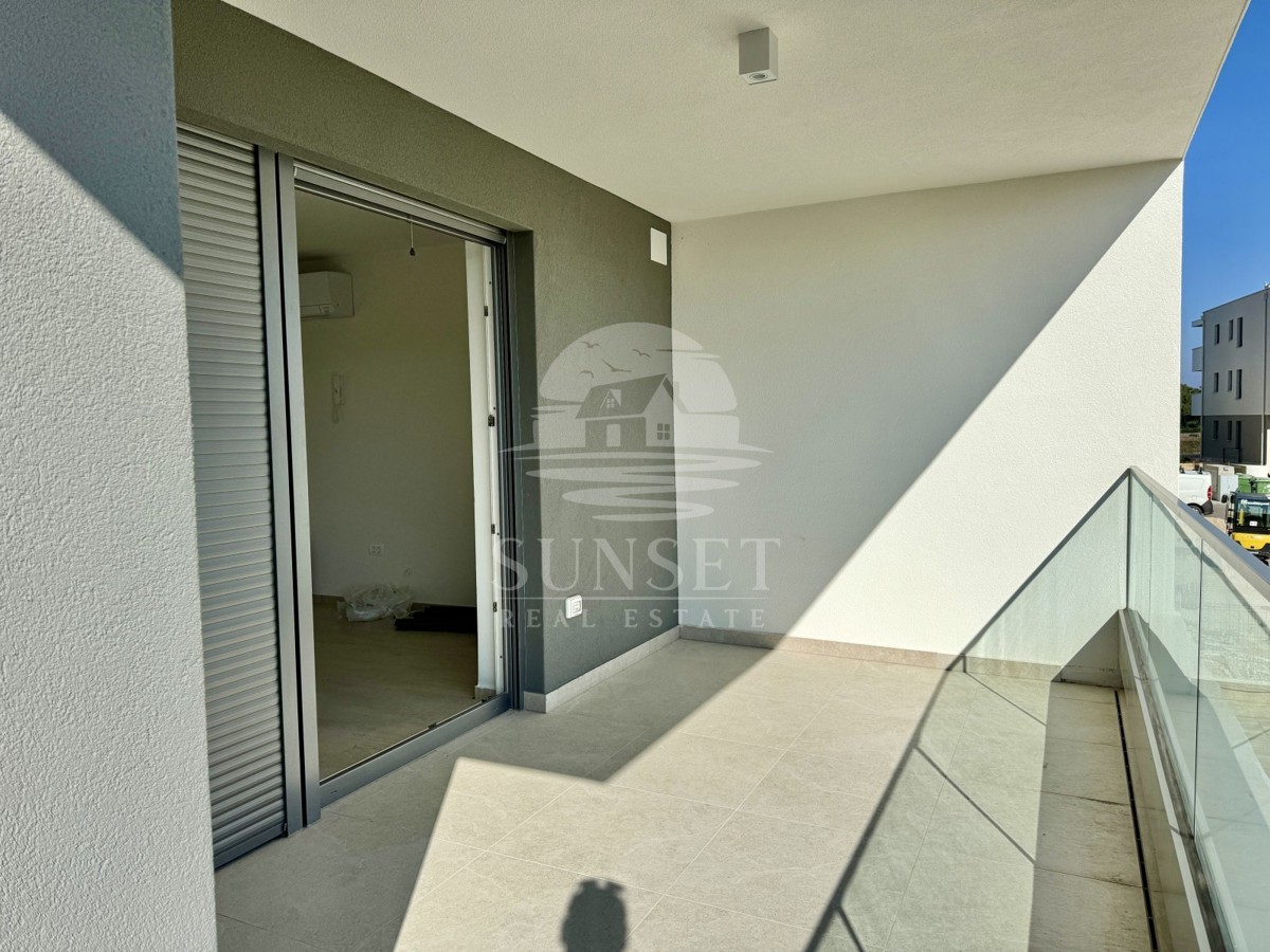 APPARTAMENTO MODERNO A SOLI 250 M DAL MARE!!