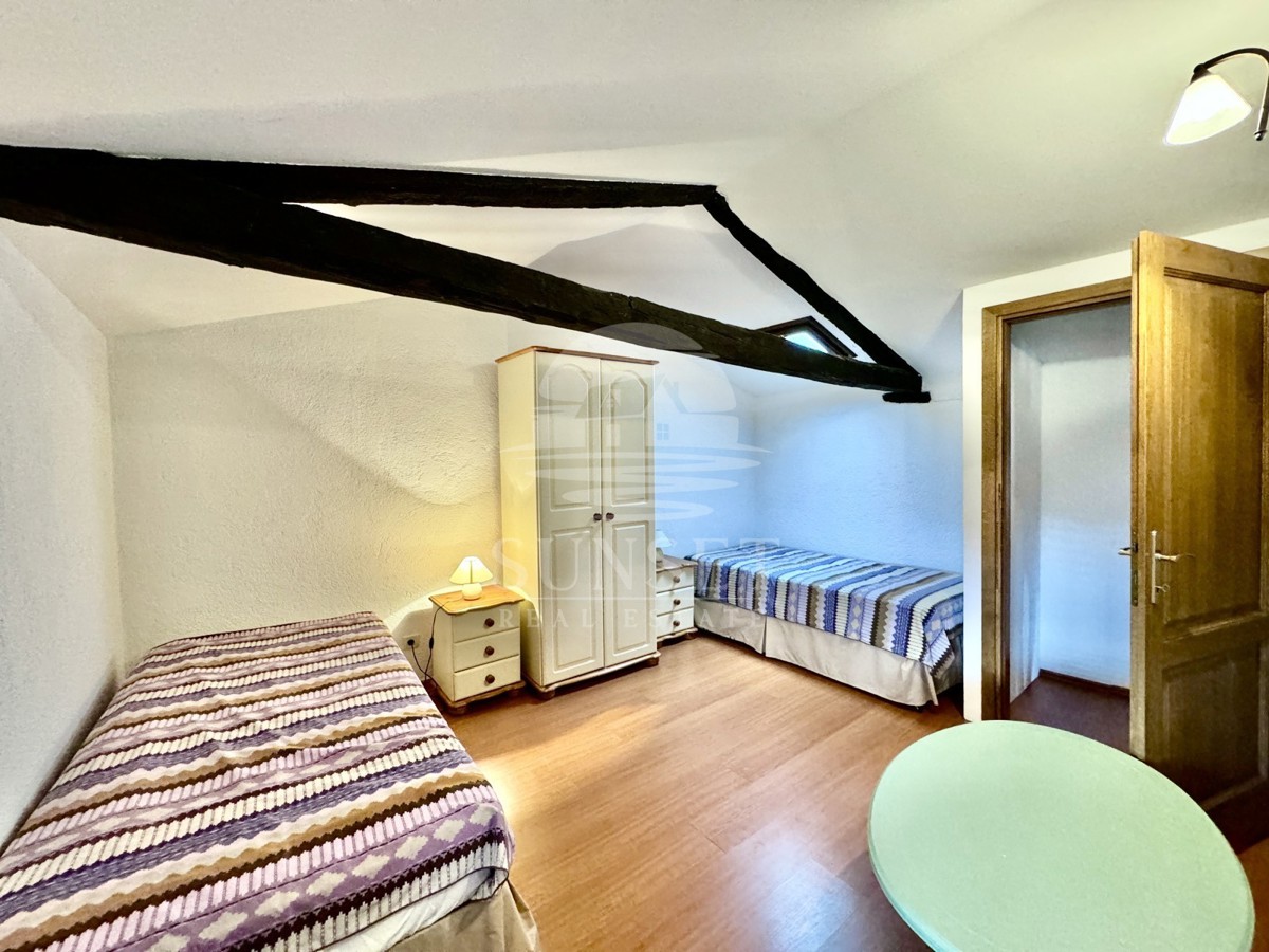 AFFASCINANTE CASA IN PIETRA ISTRIANA CON VISTA PANORAMICA