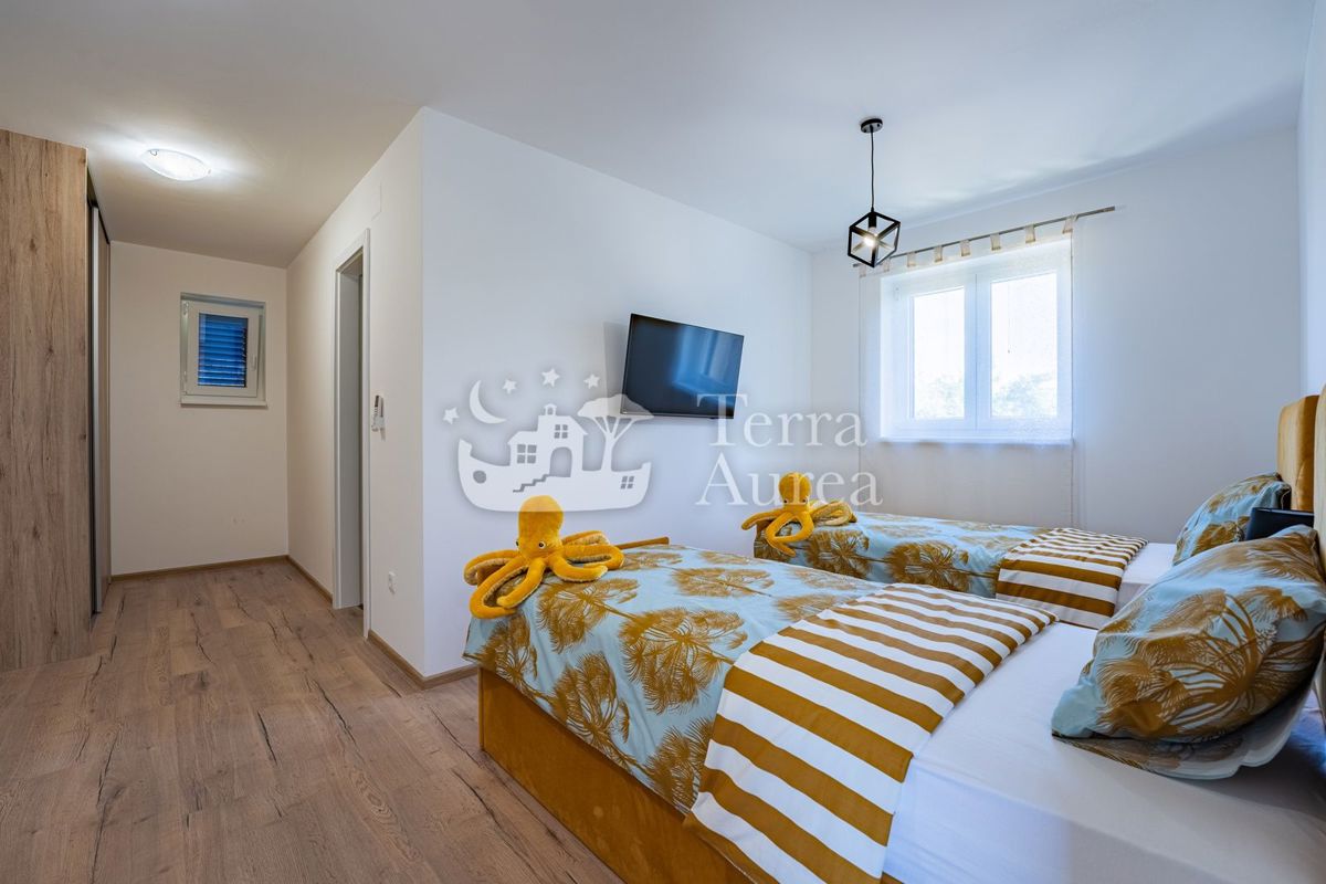 Villa Dobrinj, 320m2