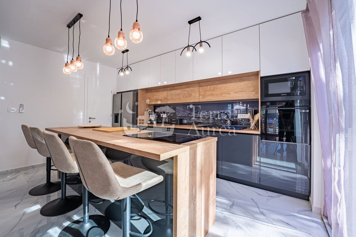 Villa Dobrinj, 320m2