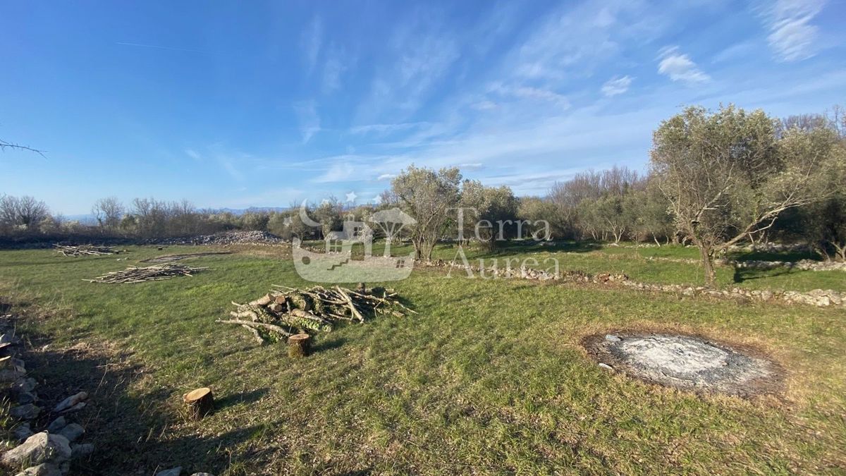Terreno edificabile Dobrinj, 840m2