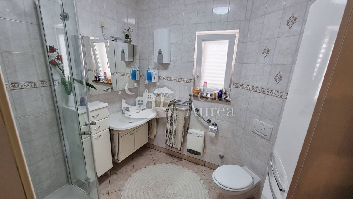 Casa Malinska, Malinska-Dubašnica, 200m2