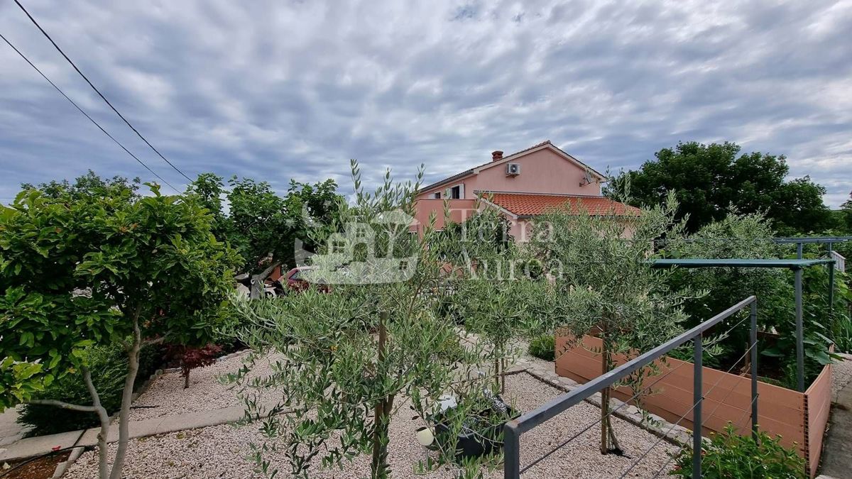 Casa Malinska, Malinska-Dubašnica, 200m2