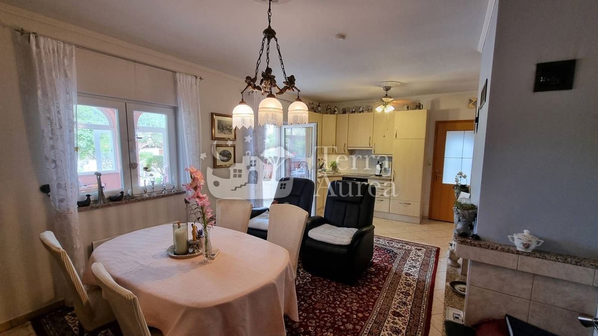 Casa Malinska, Malinska-Dubašnica, 200m2