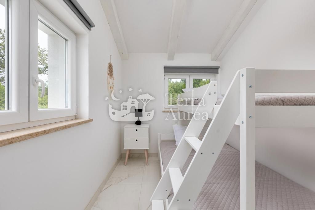 Villa Dobrinj, 250m2