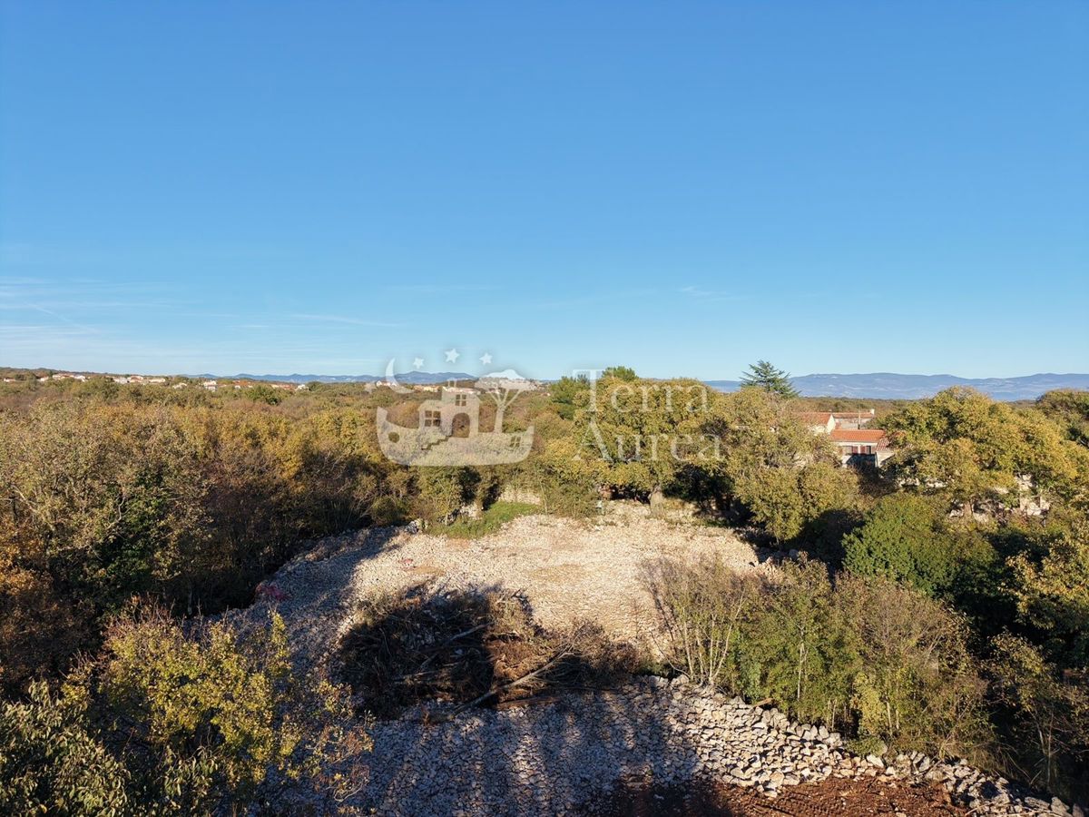 Terreno edificabile Vrbnik, 1.050m2