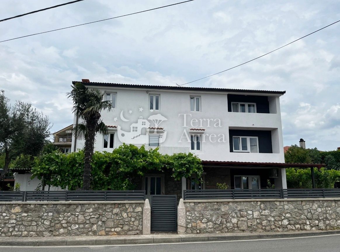 Casa Malinska, Malinska-Dubašnica, 360m2