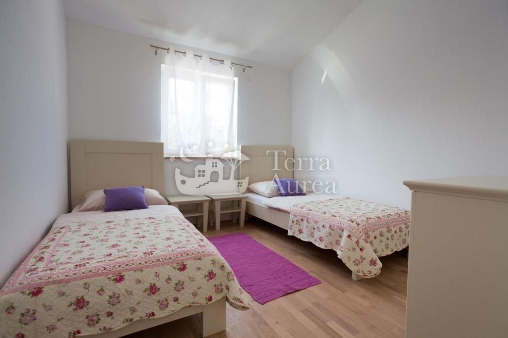Casa Dobrinj, 230m2