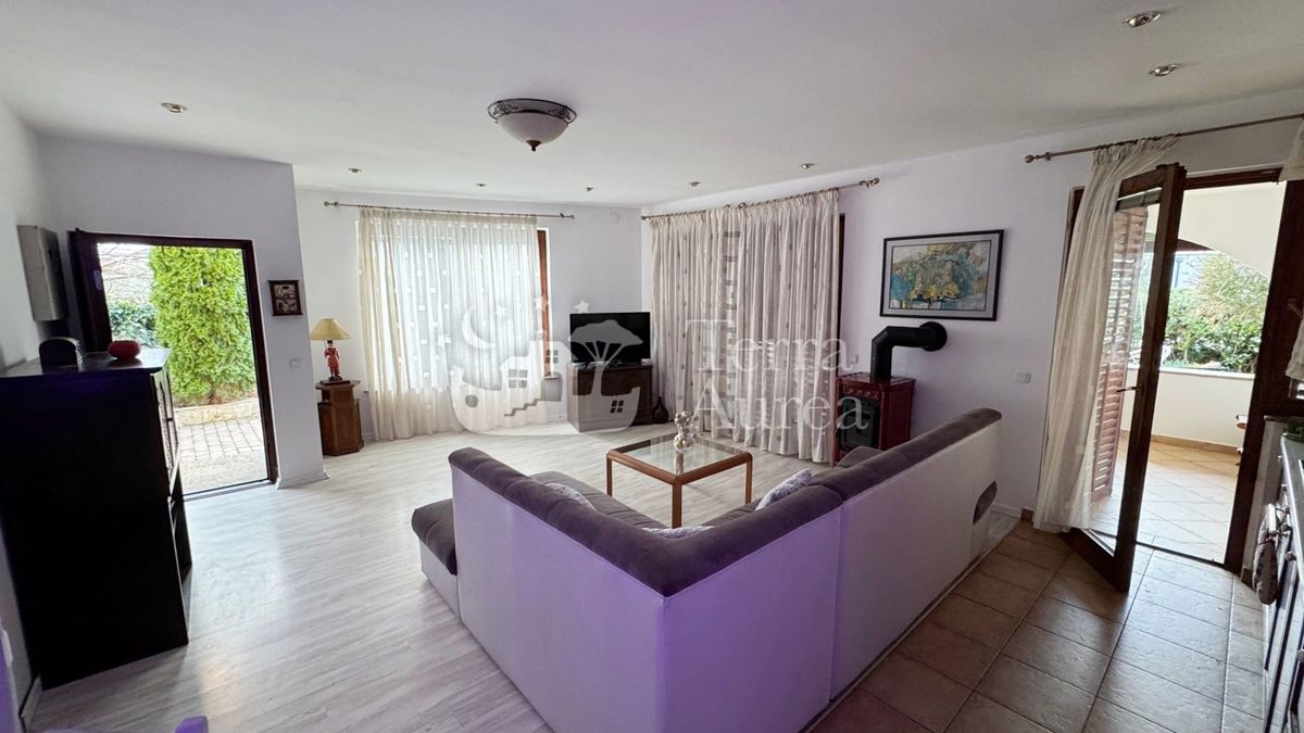 Appartamento Malinska, Malinska-Dubašnica, 71m2