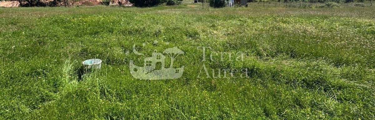 Terreno edificabile Dobrinj, 600m2