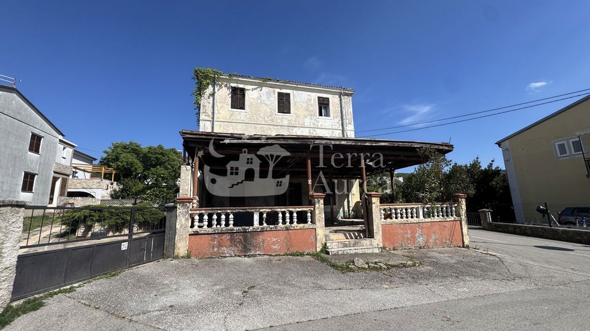 Vecchia casa Punat, 473,35m2