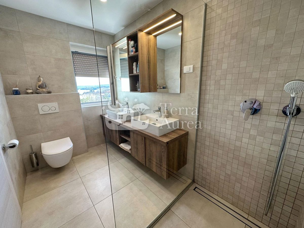 Appartamento Malinska, Malinska-Dubašnica, 160m2