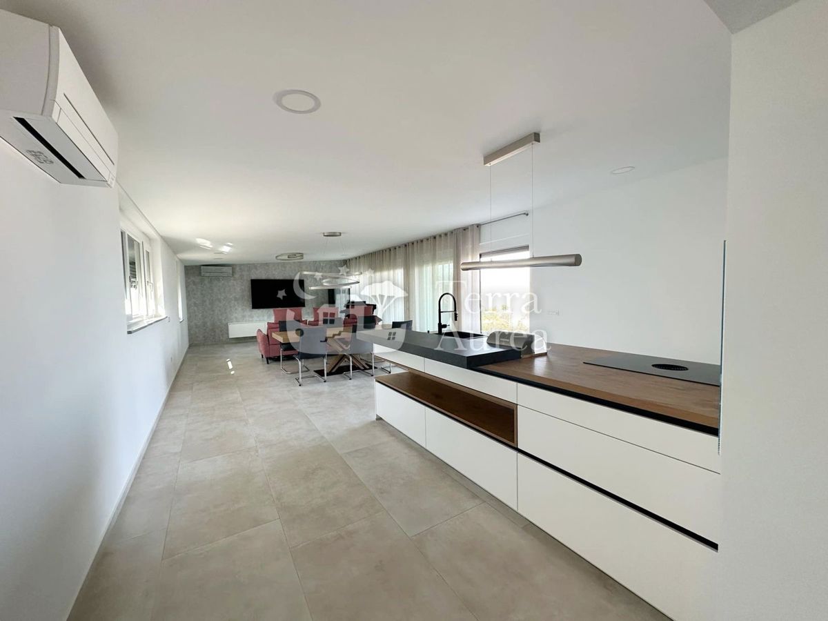 Appartamento Malinska, Malinska-Dubašnica, 160m2