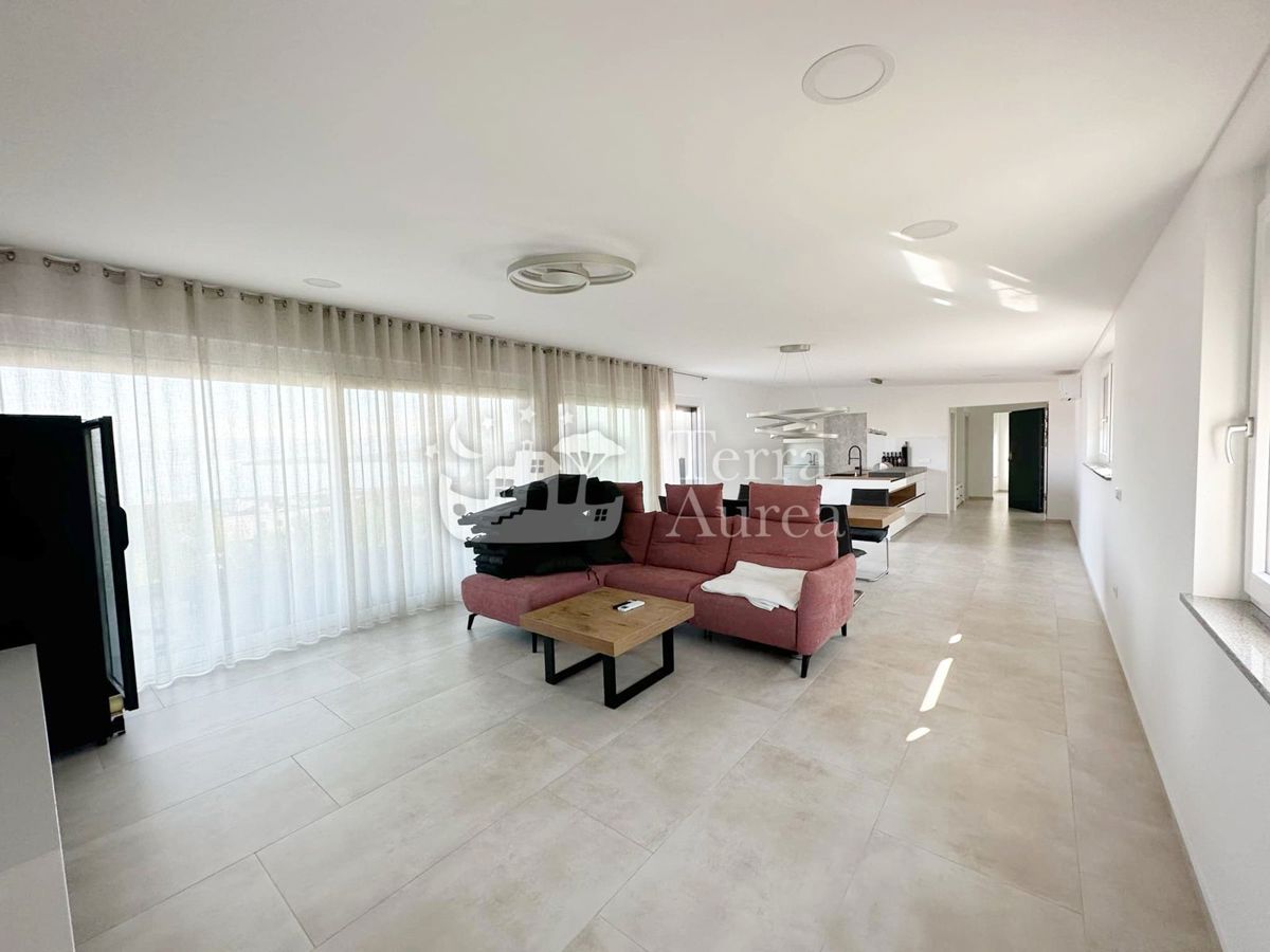 Appartamento Malinska, Malinska-Dubašnica, 160m2