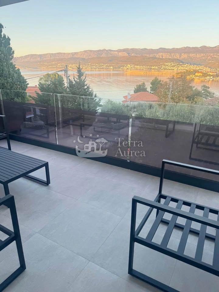 Appartamento Šilo, Dobrinj, 100m2