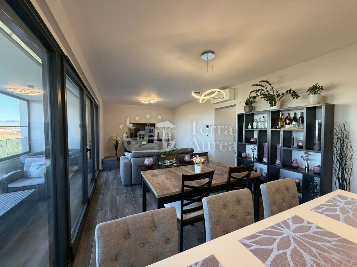 Appartamento Malinska, Malinska-Dubašnica, 81,50m2