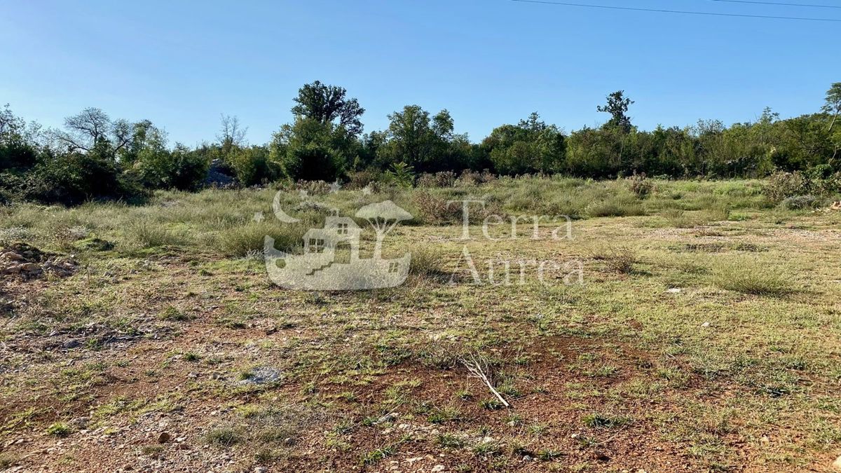 Terreno agriculturale Malinska, Malinska-Dubašnica, 8.000m2