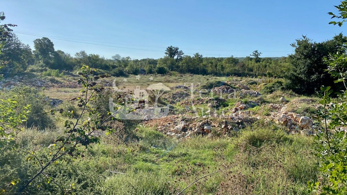 Terreno agriculturale Malinska, Malinska-Dubašnica, 8.000m2