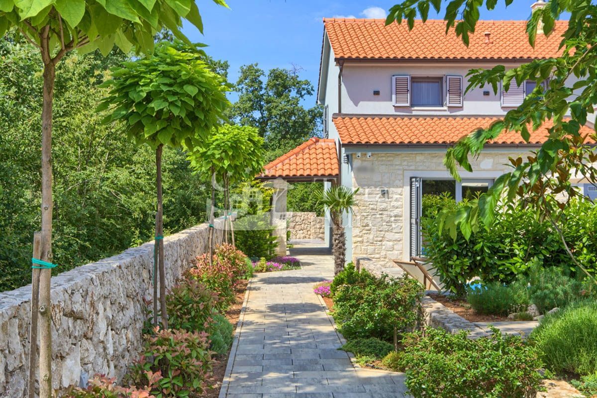 Villa Dobrinj, 185m2