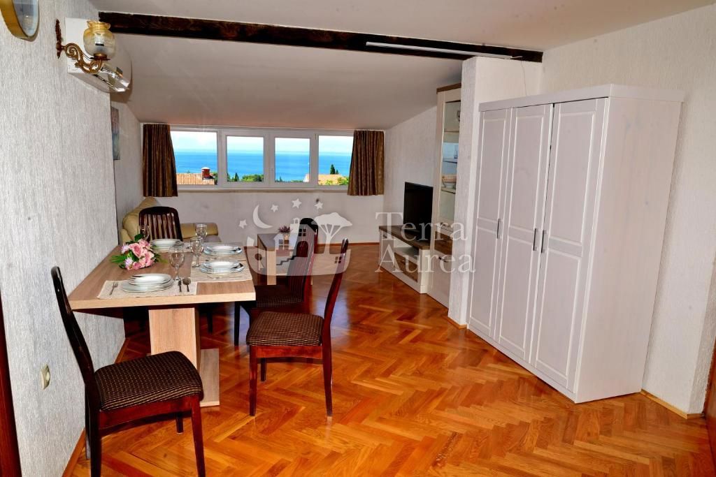 Casa Malinska, Malinska-Dubašnica, 570m2