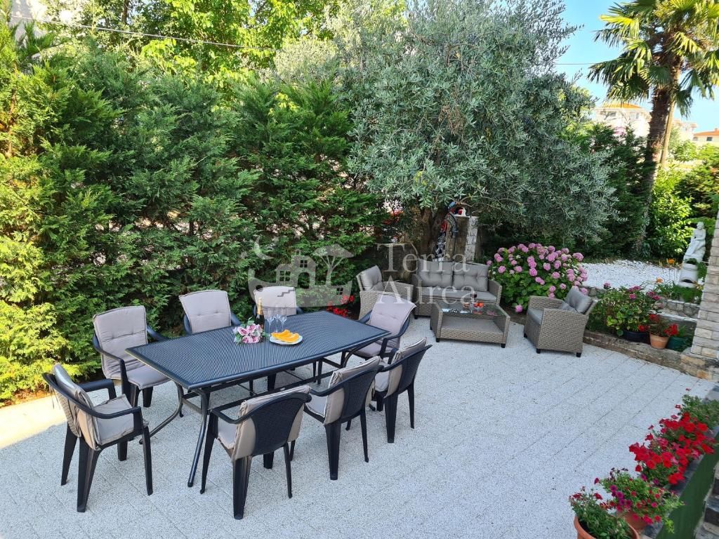 Casa Malinska, Malinska-Dubašnica, 570m2