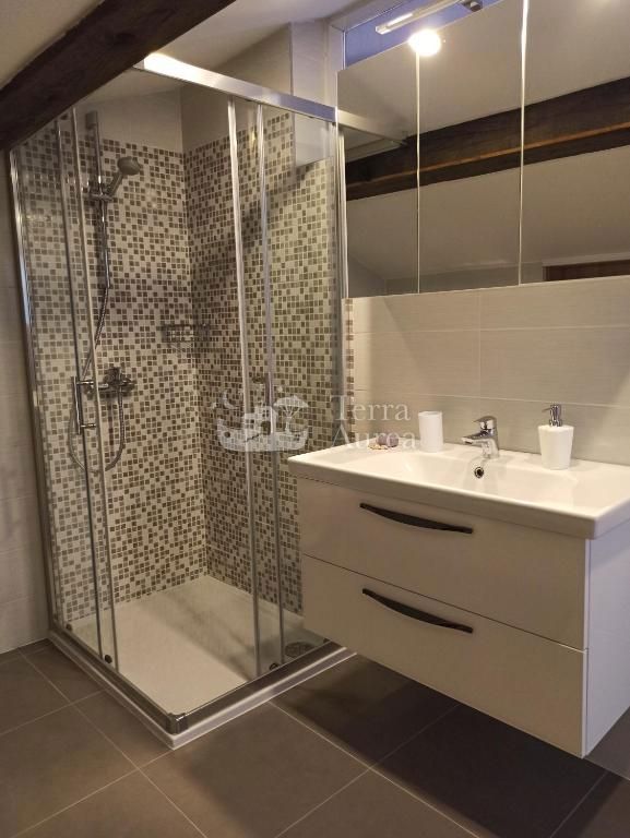 Casa Malinska, Malinska-Dubašnica, 570m2