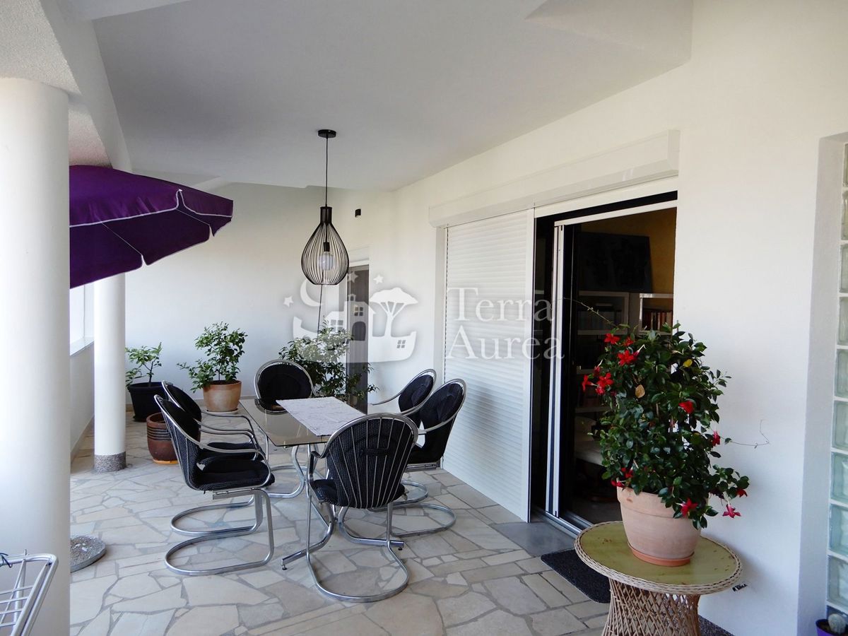 Casa Malinska, Malinska-Dubašnica, 300m2