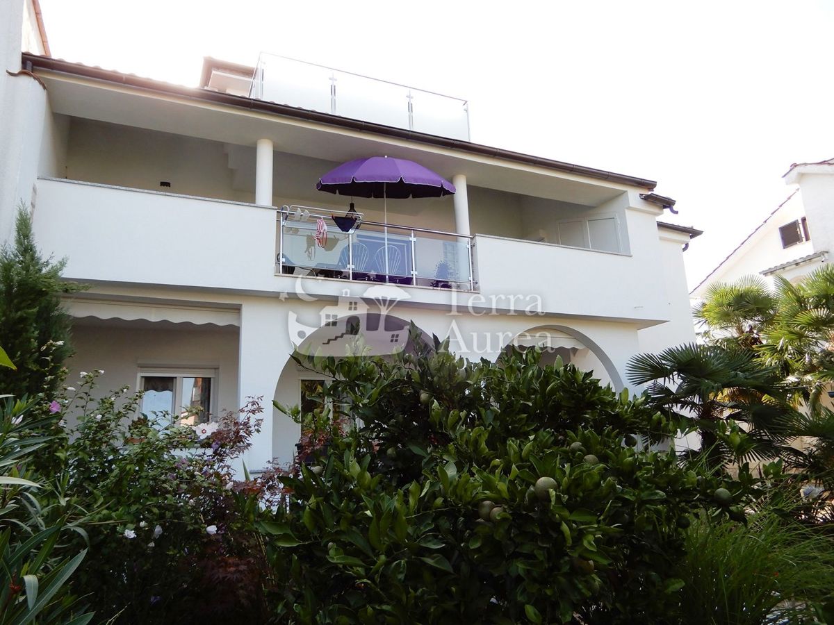 Casa Malinska, Malinska-Dubašnica, 300m2