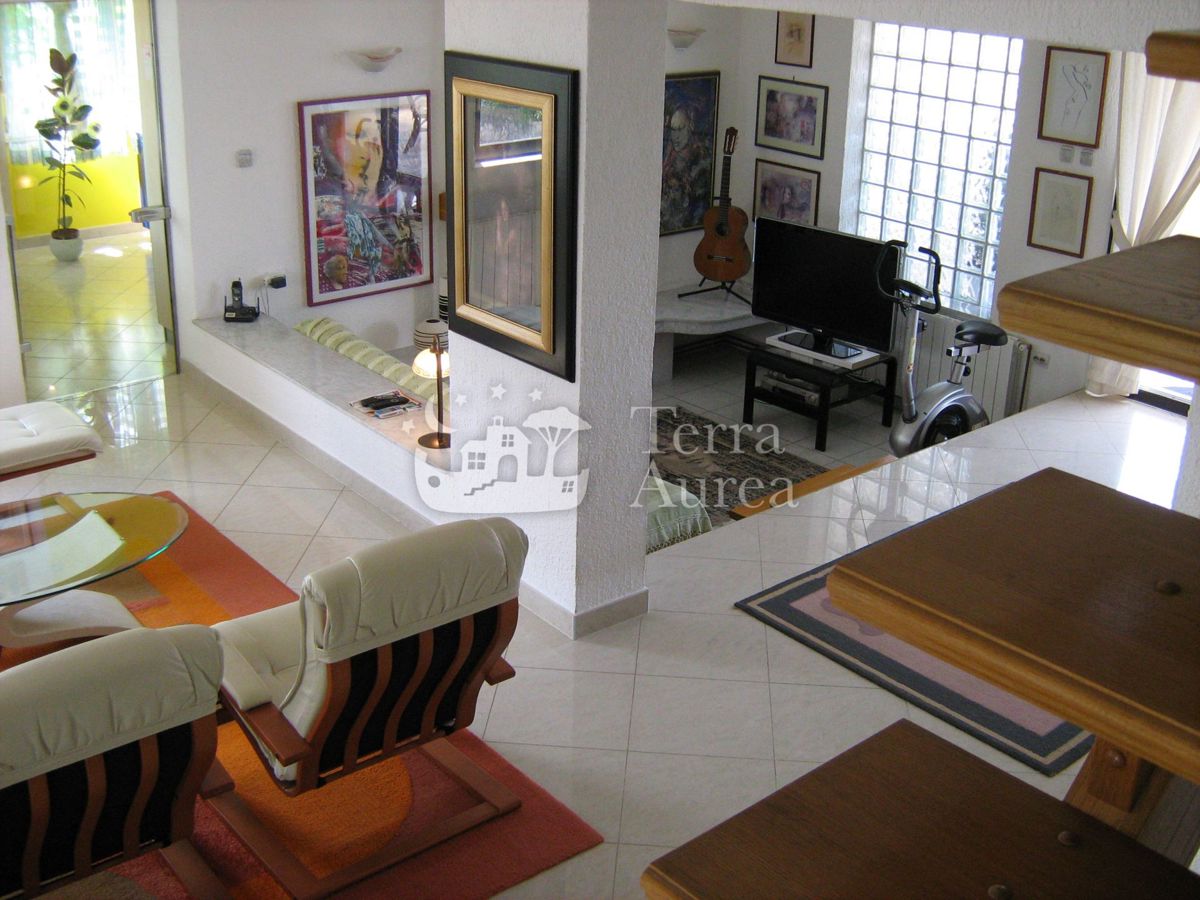 Casa Malinska, Malinska-Dubašnica, 300m2