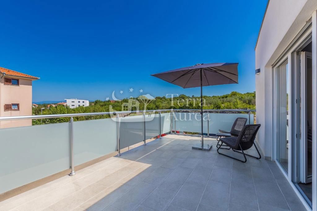 Casa Malinska, Malinska-Dubašnica, 122m2