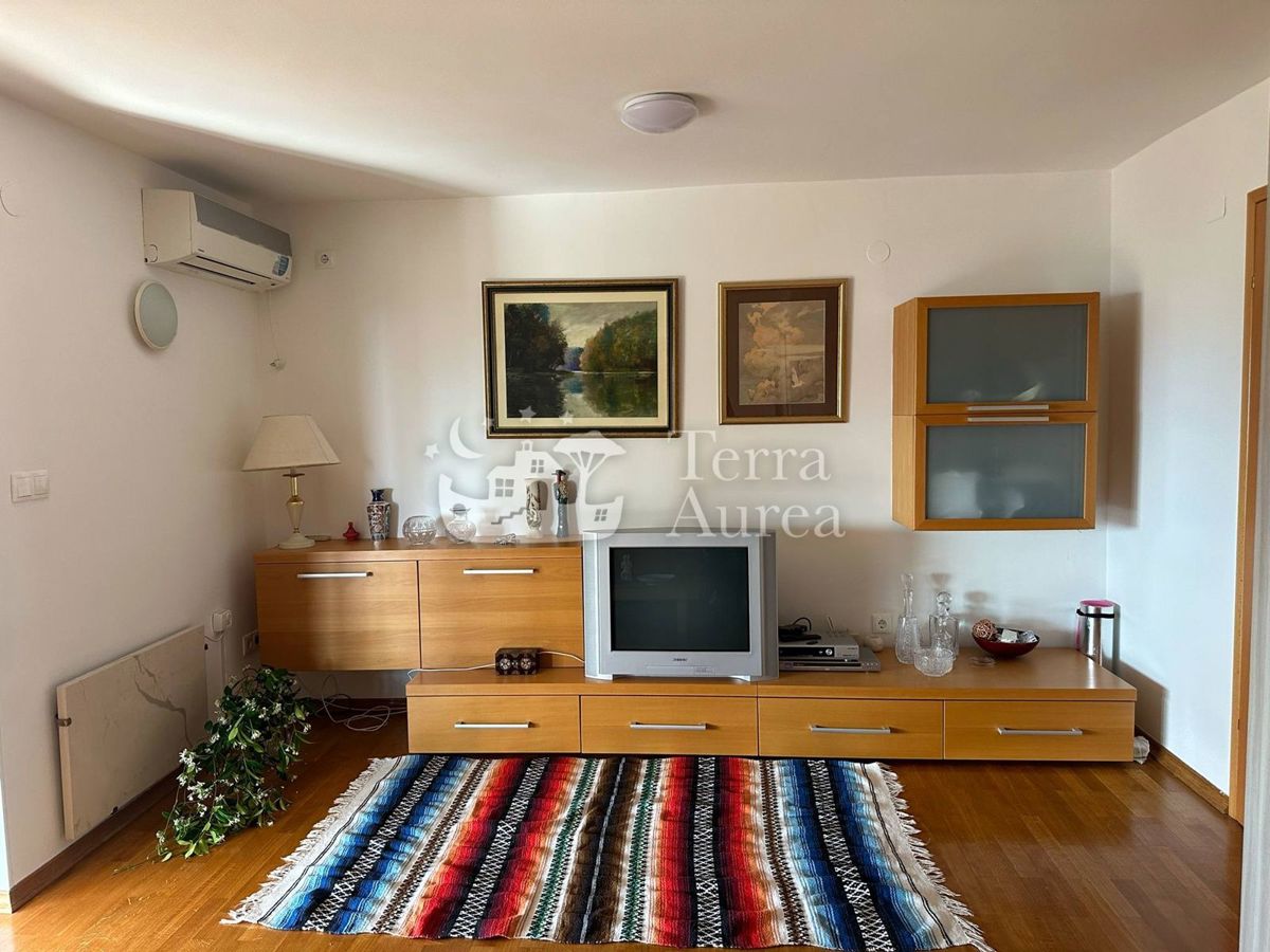 Casa Malinska, Malinska-Dubašnica, 170m2