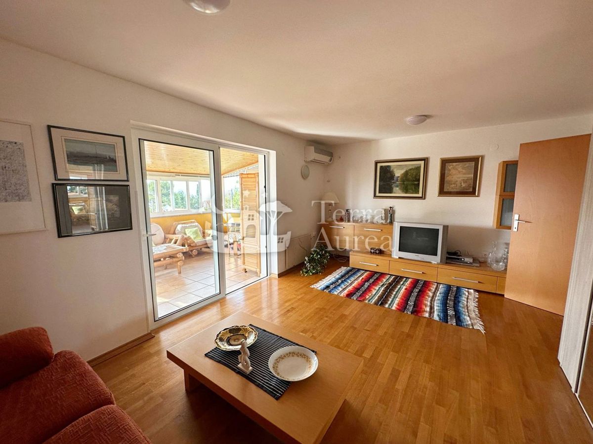 Casa Malinska, Malinska-Dubašnica, 170m2