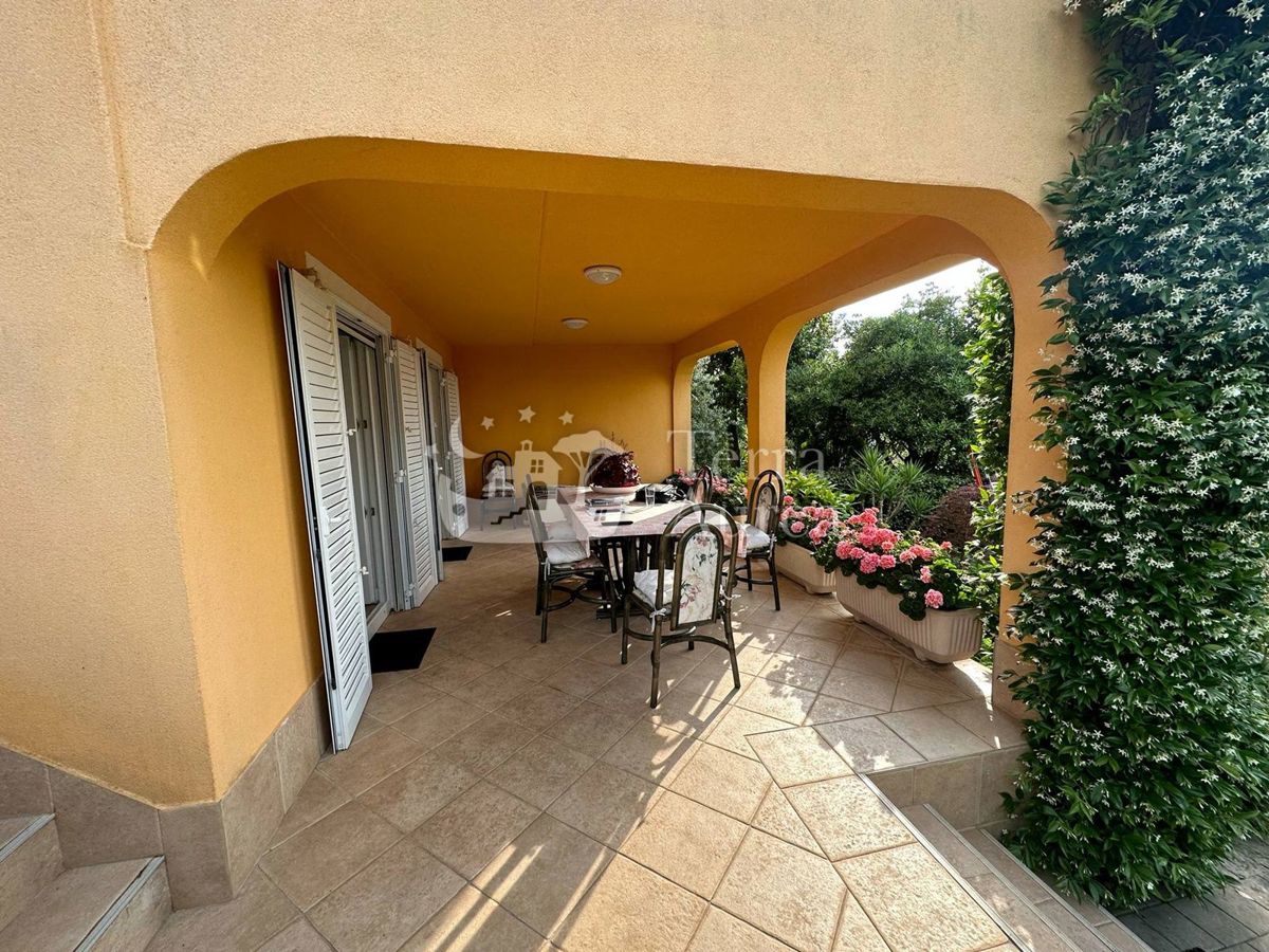 Casa Malinska, Malinska-Dubašnica, 170m2