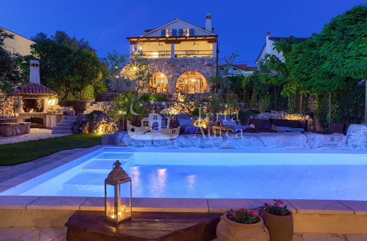 Villa Malinska, Malinska-Dubašnica, 270m2