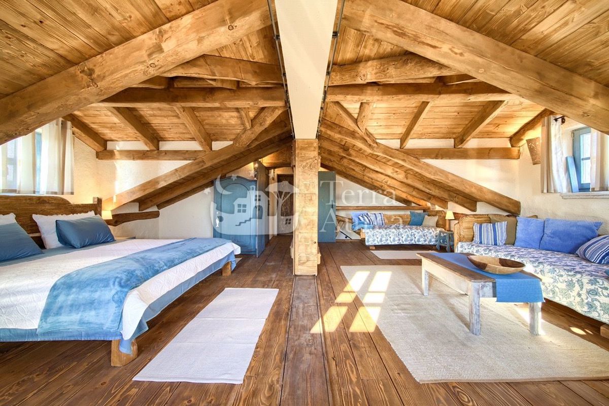 Villa Malinska, Malinska-Dubašnica, 270m2