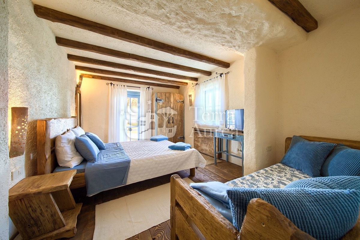 Villa Malinska, Malinska-Dubašnica, 270m2