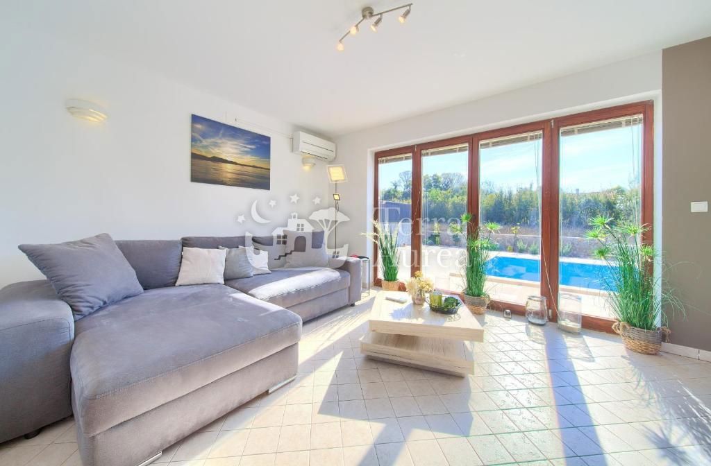 Villa Malinska, Malinska-Dubašnica, 158m2