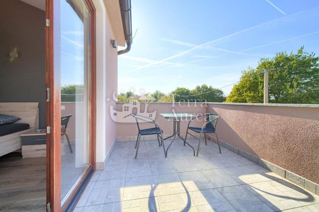 Villa Malinska, Malinska-Dubašnica, 158m2