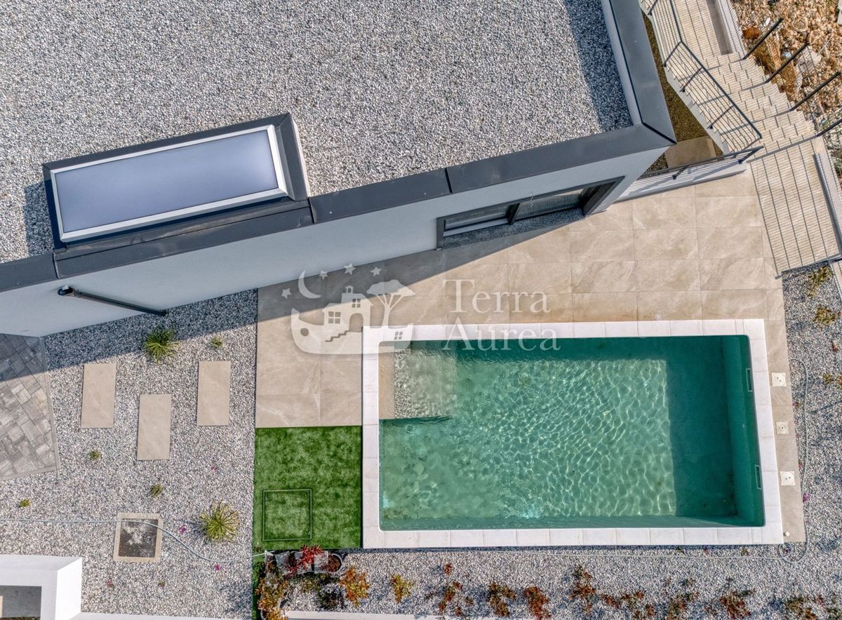 Villa mediterranea con vista mare, Brzac, isola di Krk
