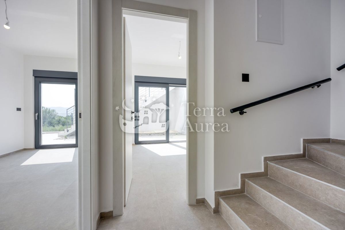 Villa mediterranea con vista mare, Brzac, isola di Krk