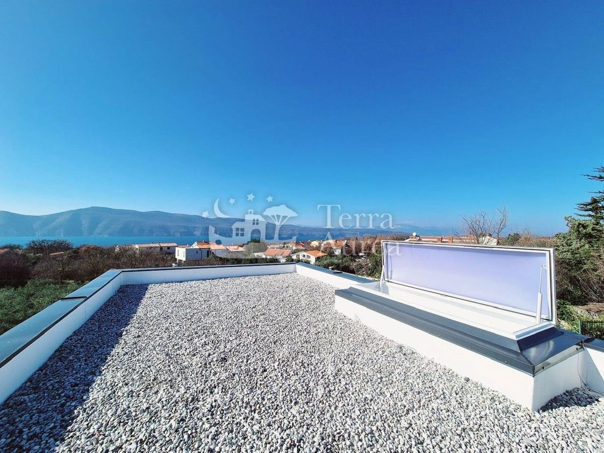 Villa mediterranea con vista mare, Brzac, isola di Krk
