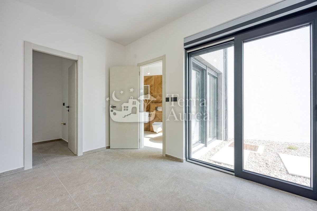 Villa mediterranea con vista mare, Brzac, isola di Krk