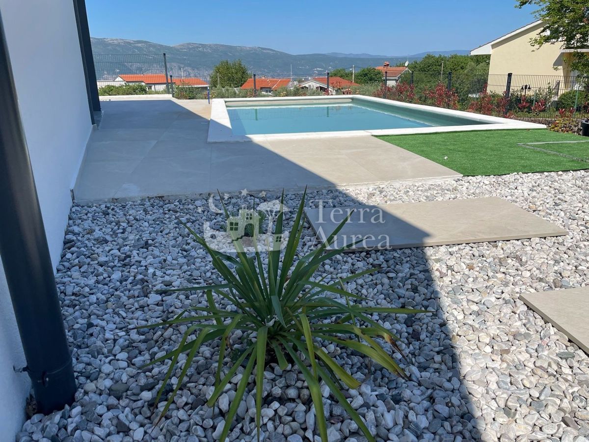 Villa mediterranea con vista mare, Brzac, isola di Krk