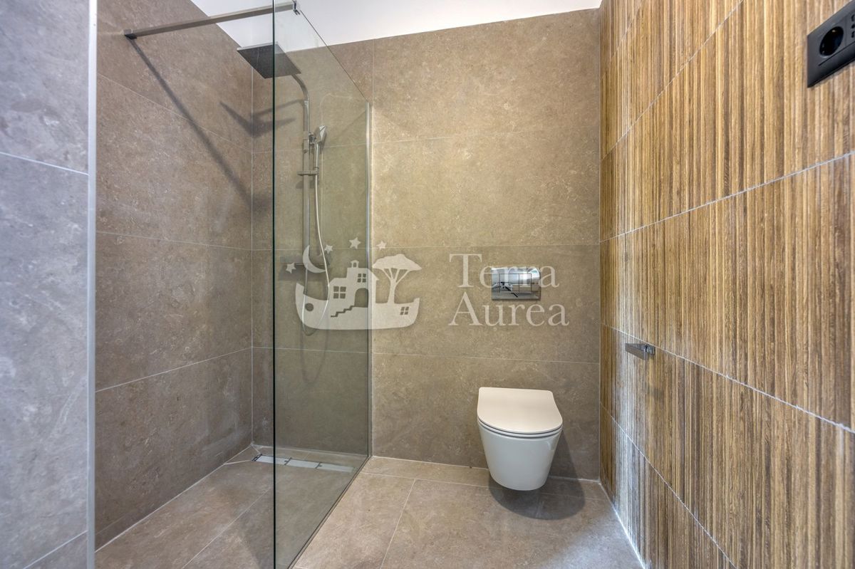 Villa mediterranea con vista mare, Brzac, isola di Krk